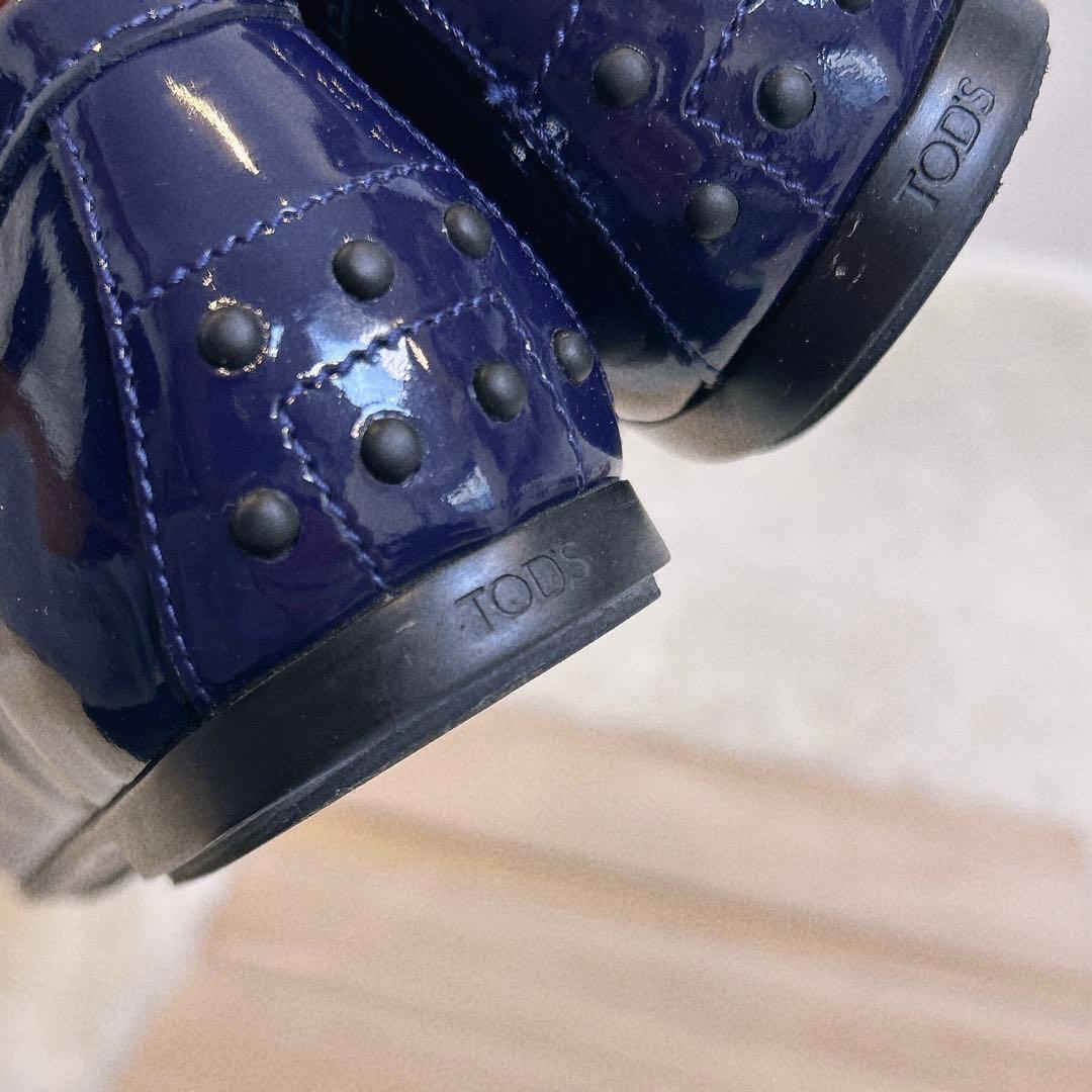TOD’S トッズ ローファー パテント ロゴ刻印　24cm ネイビー