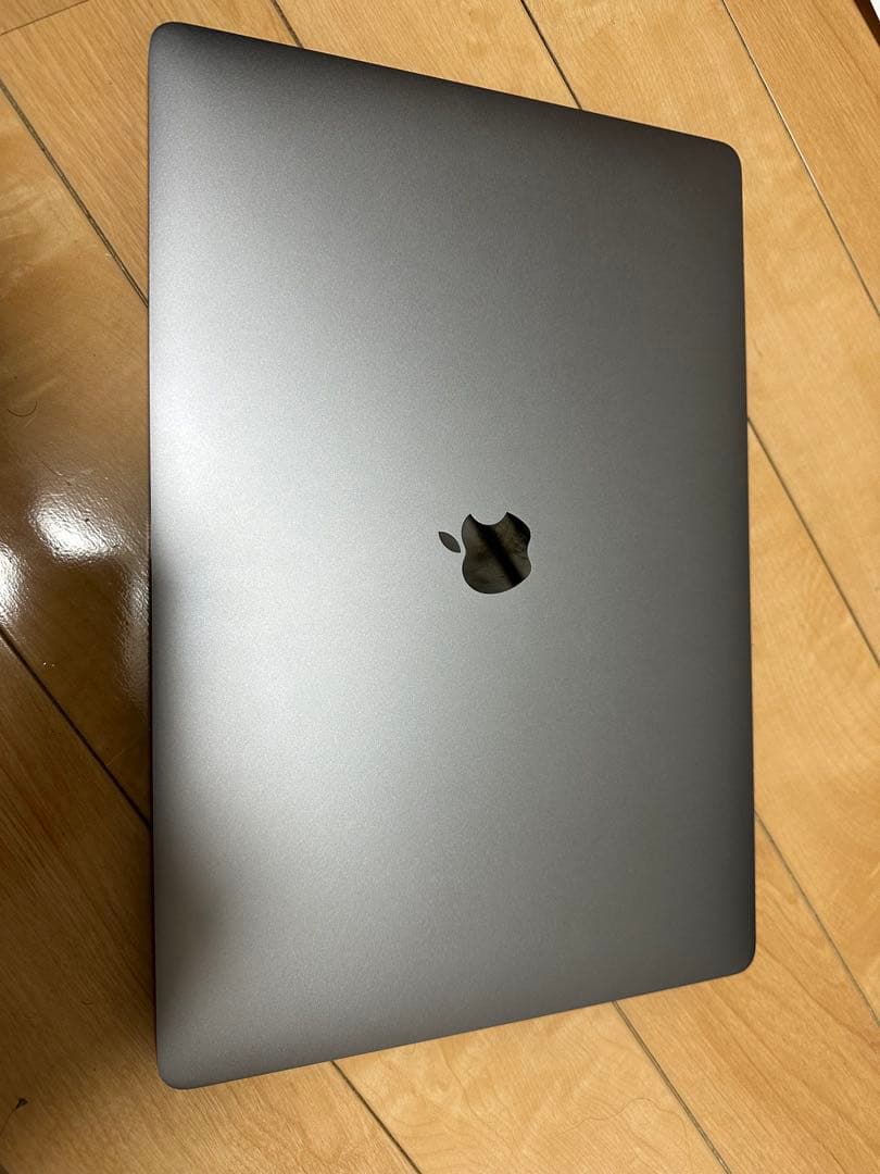 美品MacBook Pro 2019 16インCoi 9 RAM32 SSD1T