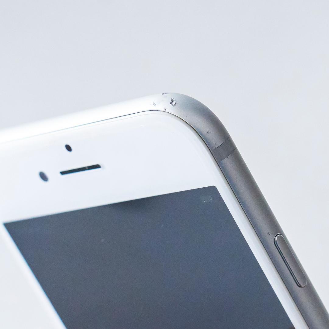 iPhone7 32GB　A1779 (MNCF2J/A) シルバSIMフリー