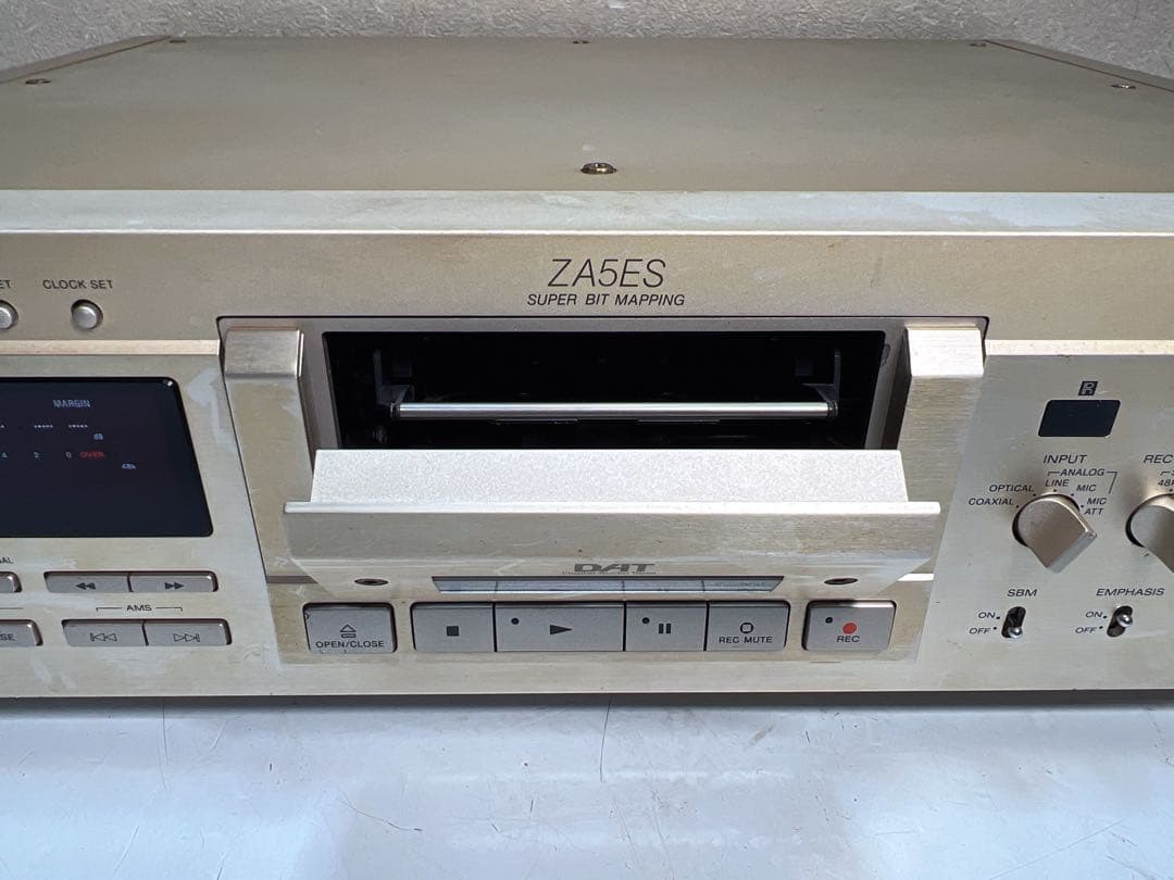 SONY DTC-ZA5ES DATデッキ（ジャンク品）