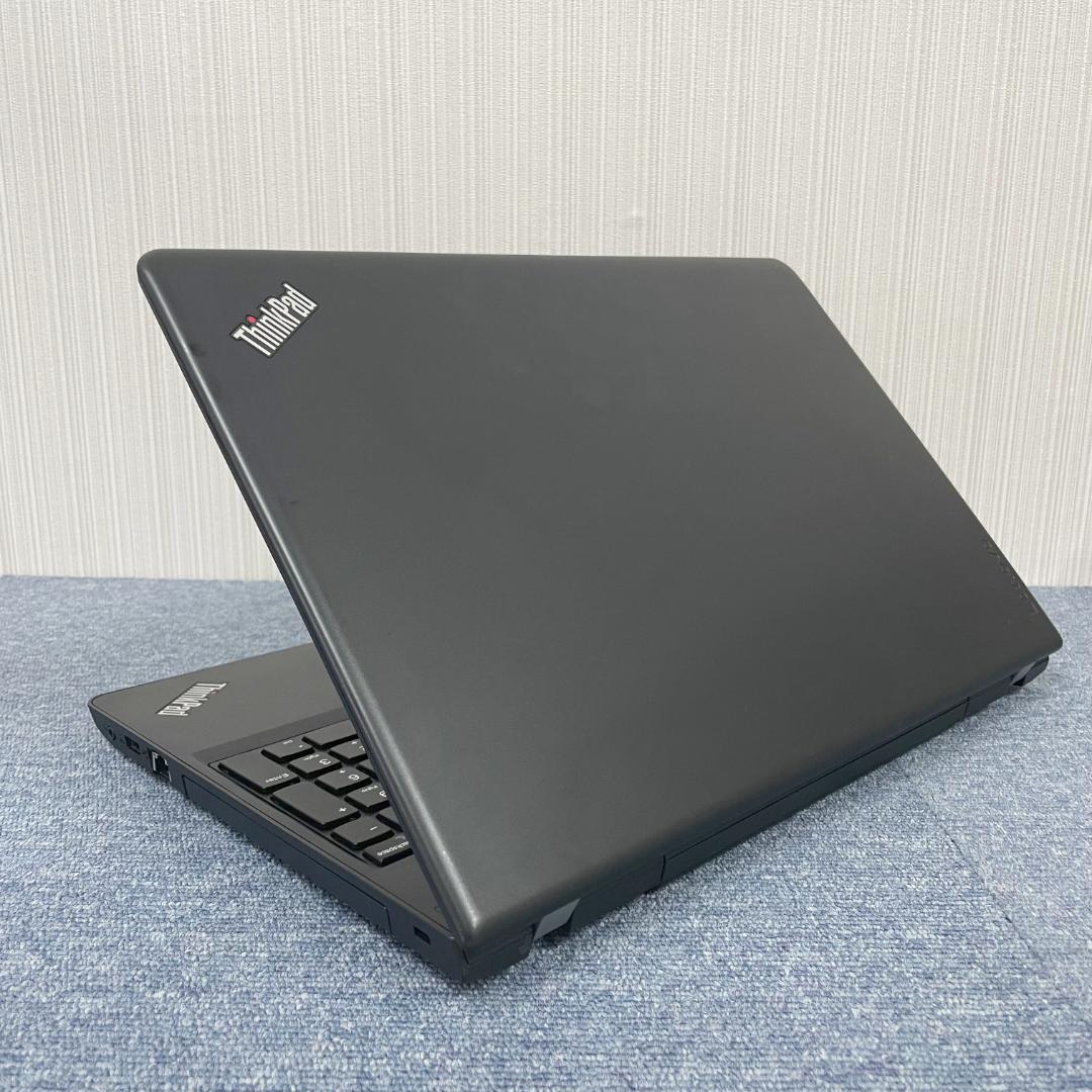 ThinkPad　ノートパソコンWindows11　オフィス付　SSD256GB