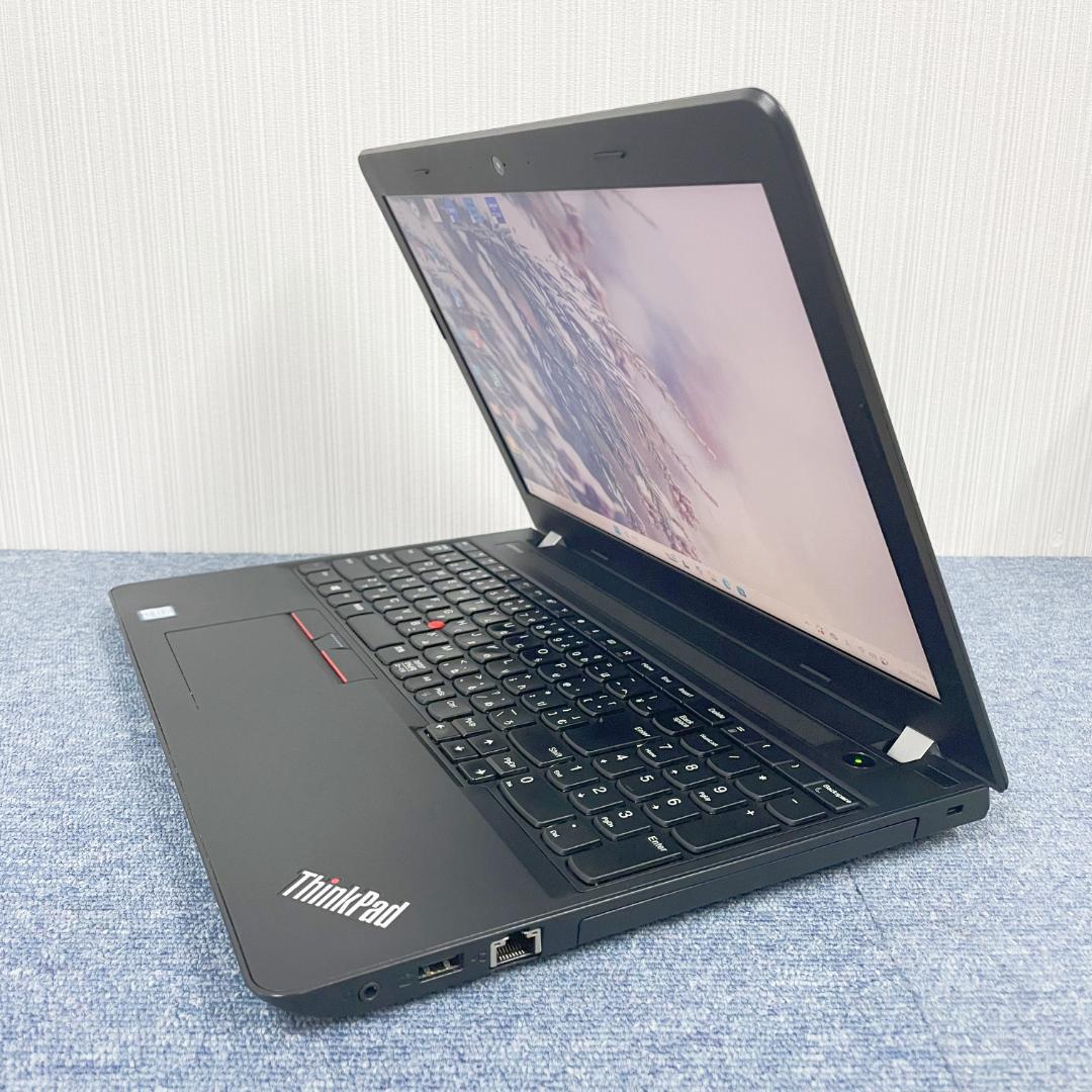 ThinkPad　ノートパソコンWindows11　オフィス付　SSD256GB