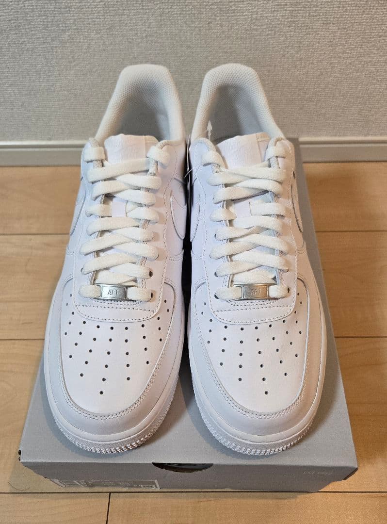 NIKE ナイキ エア フォース 1 ’07 メンズシューズ 27.5 cm