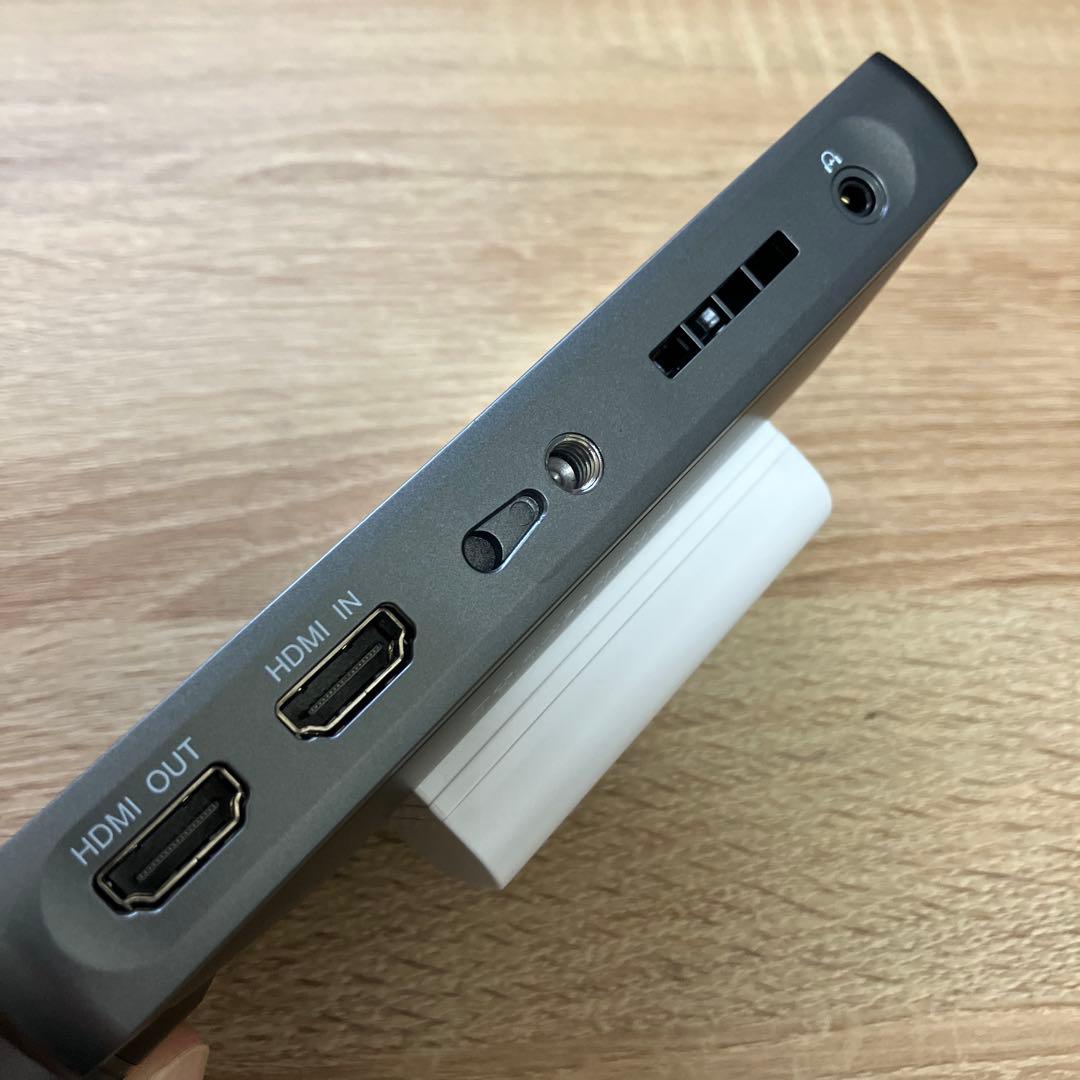 Viltrox DC-550 ビデオ モニター Smallrig シュー付き