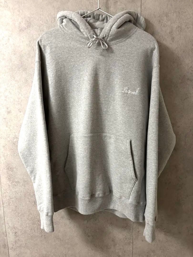 シークエル SEQUEL　ロゴ刺繍プルオーバーパーカー