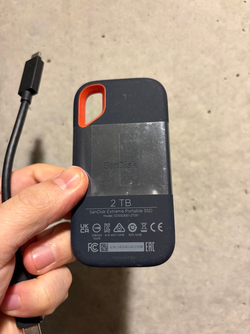 使用済み SanDisk Extreme Portable SSD 2TB
