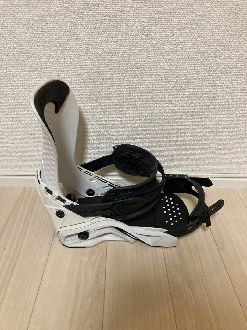 23-24 SALOMON HOLOGRAM White Sサイズ