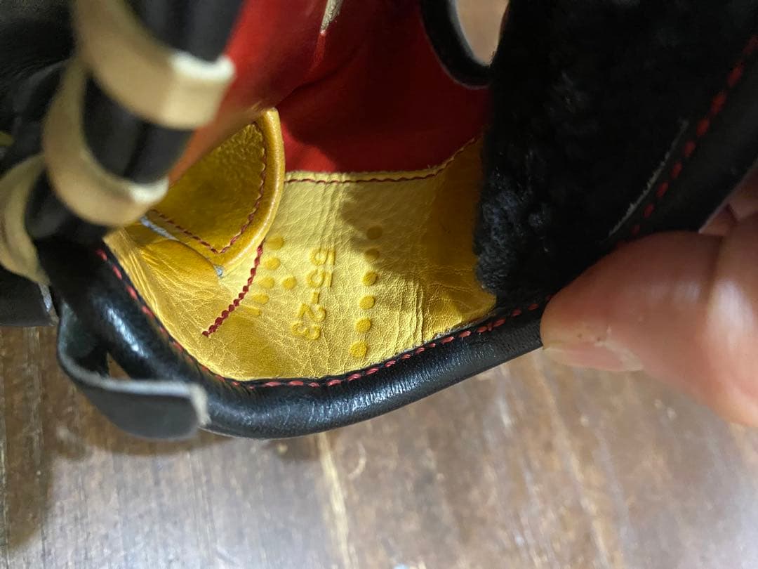 SSKプロエッジ硬式内野用グローブ店舗型付け即戦力ほぼ未使用