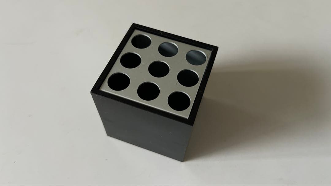 DANESE Canarie BRUNO MUNARIブルーノ・ムナーリ