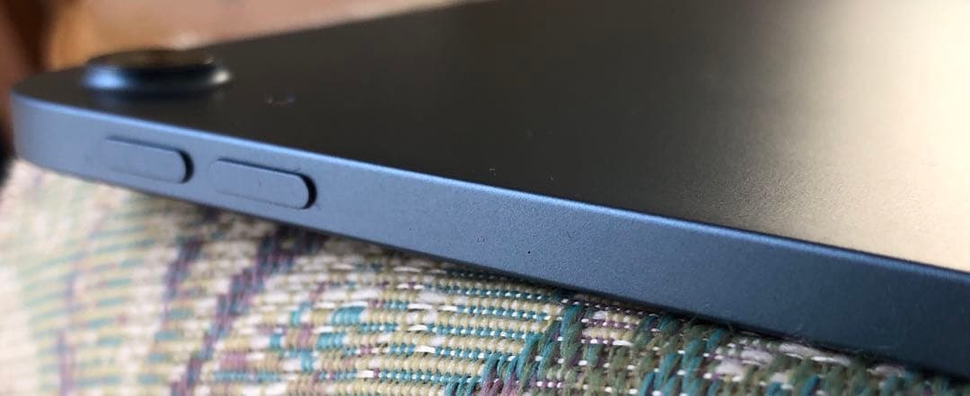 Apple iPad Air （第5世代）64GB Blue 本体