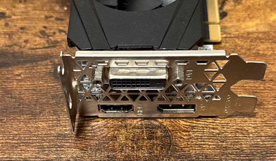 NVIDIA GeForce GTX 1650 LP グラフィックカード