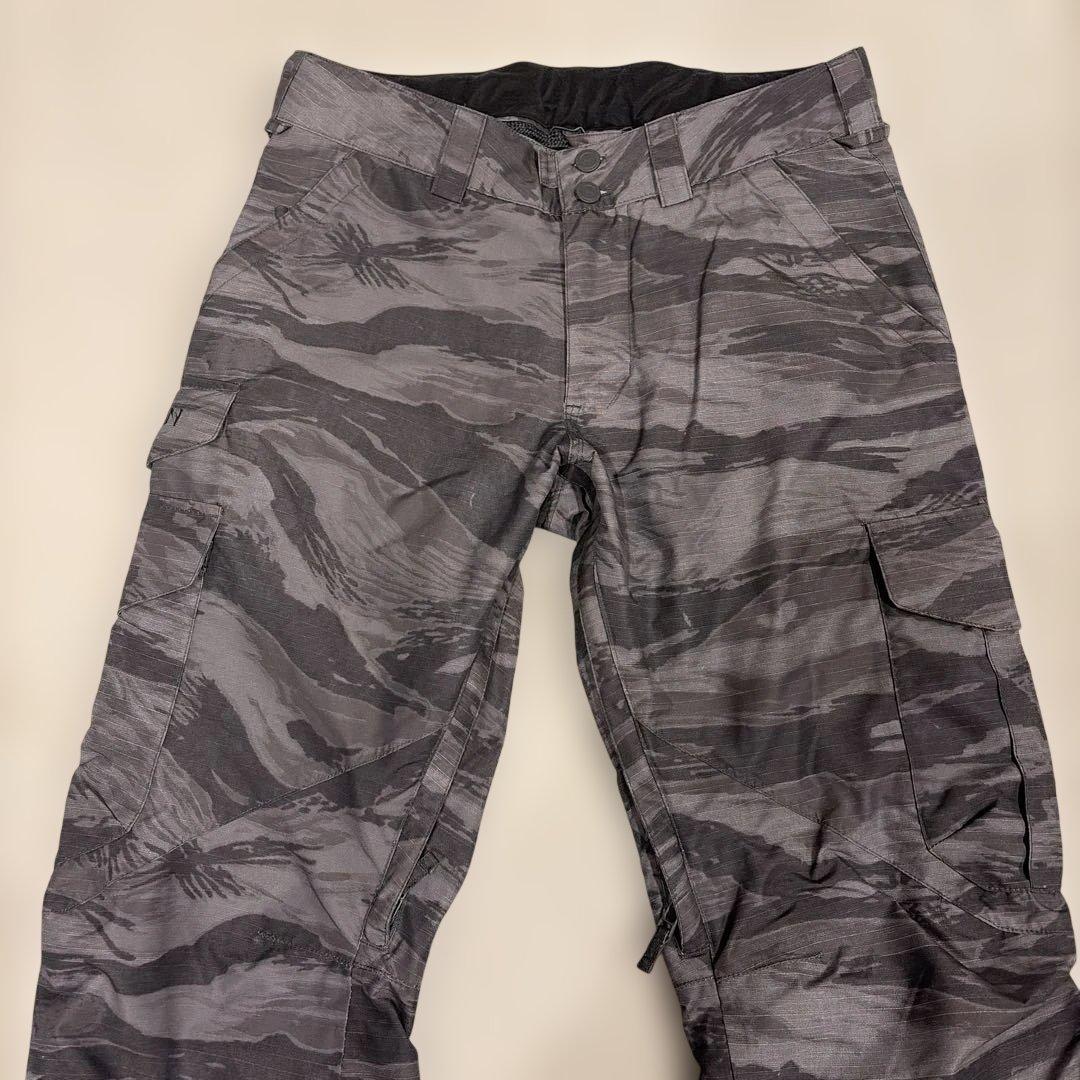 BURTON スノーボードパンツ