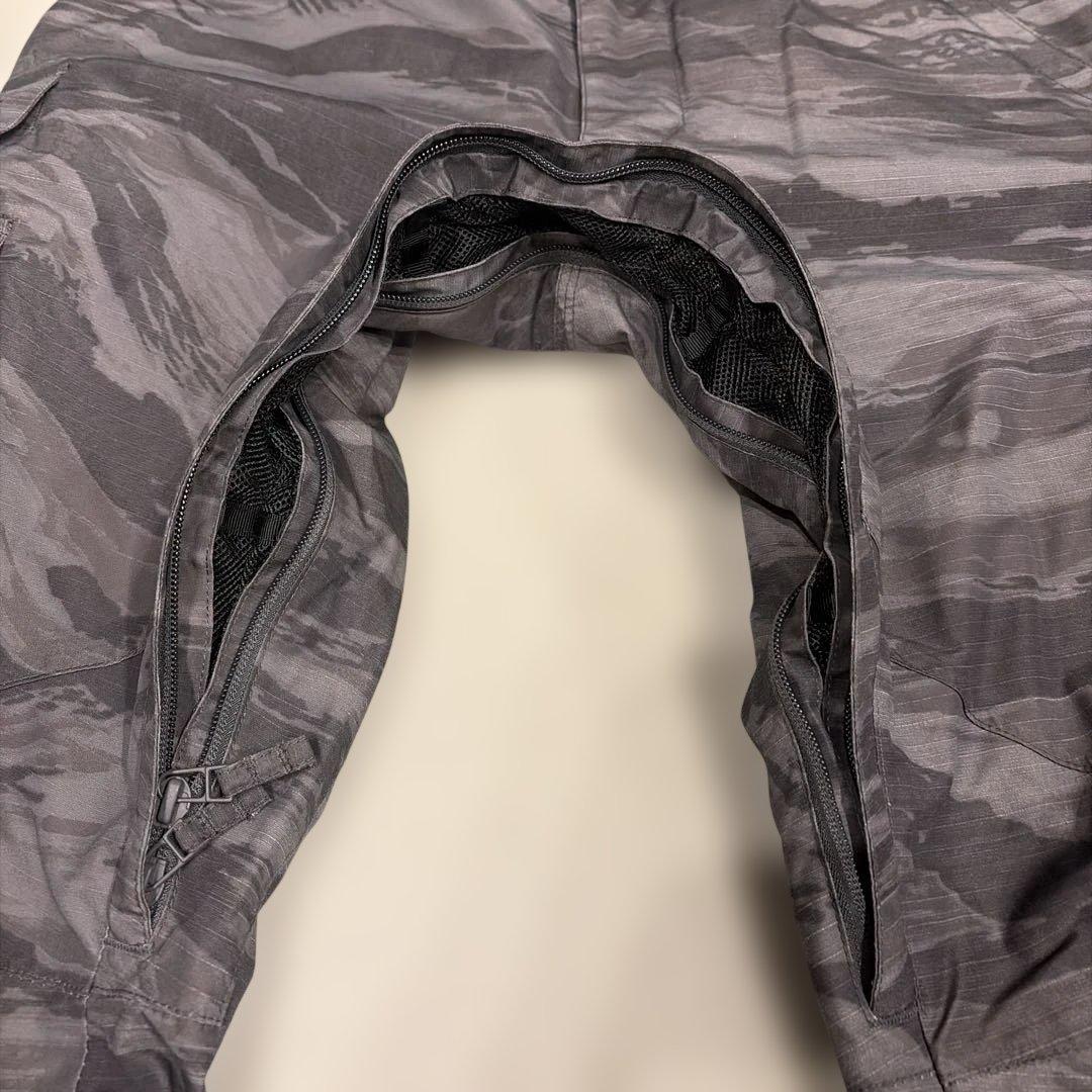 BURTON スノーボードパンツ