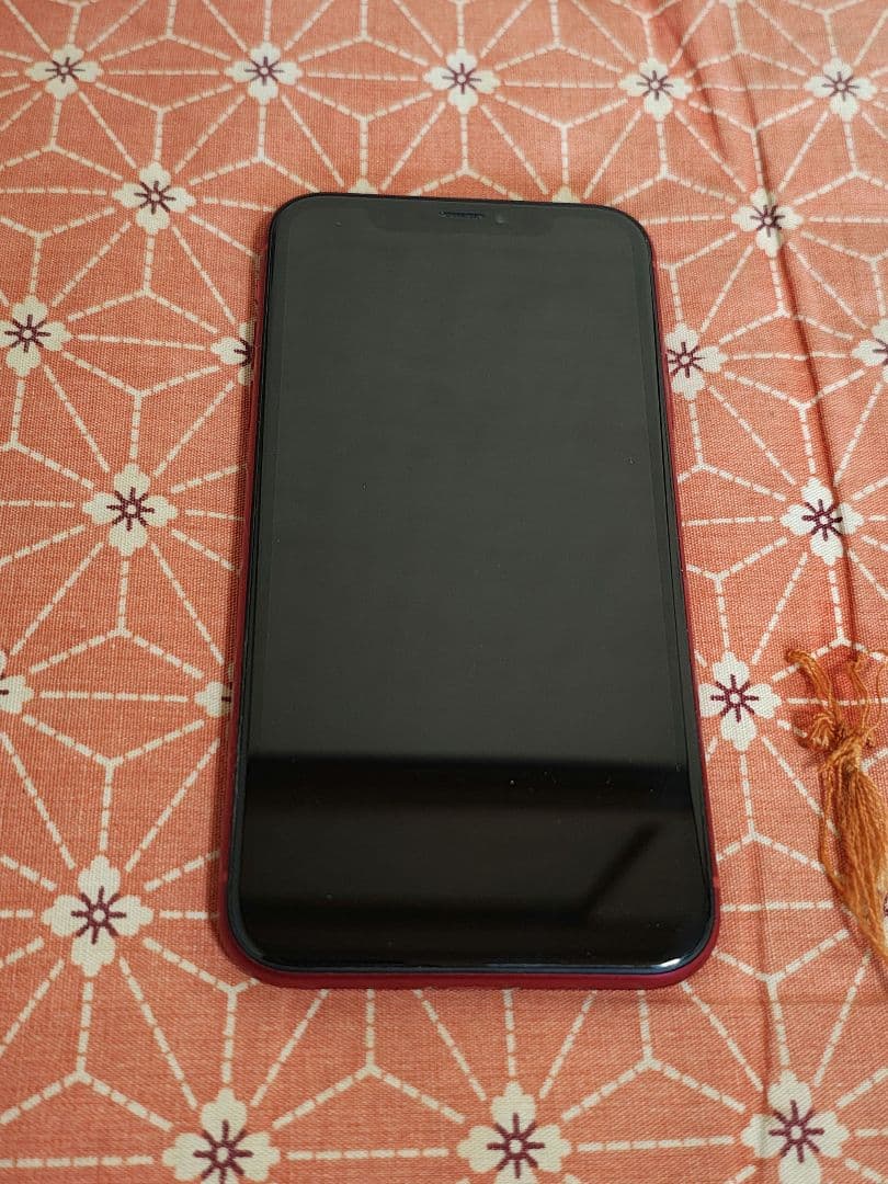 カ*ナ様 【美品】iPhoneXR 本体のみ