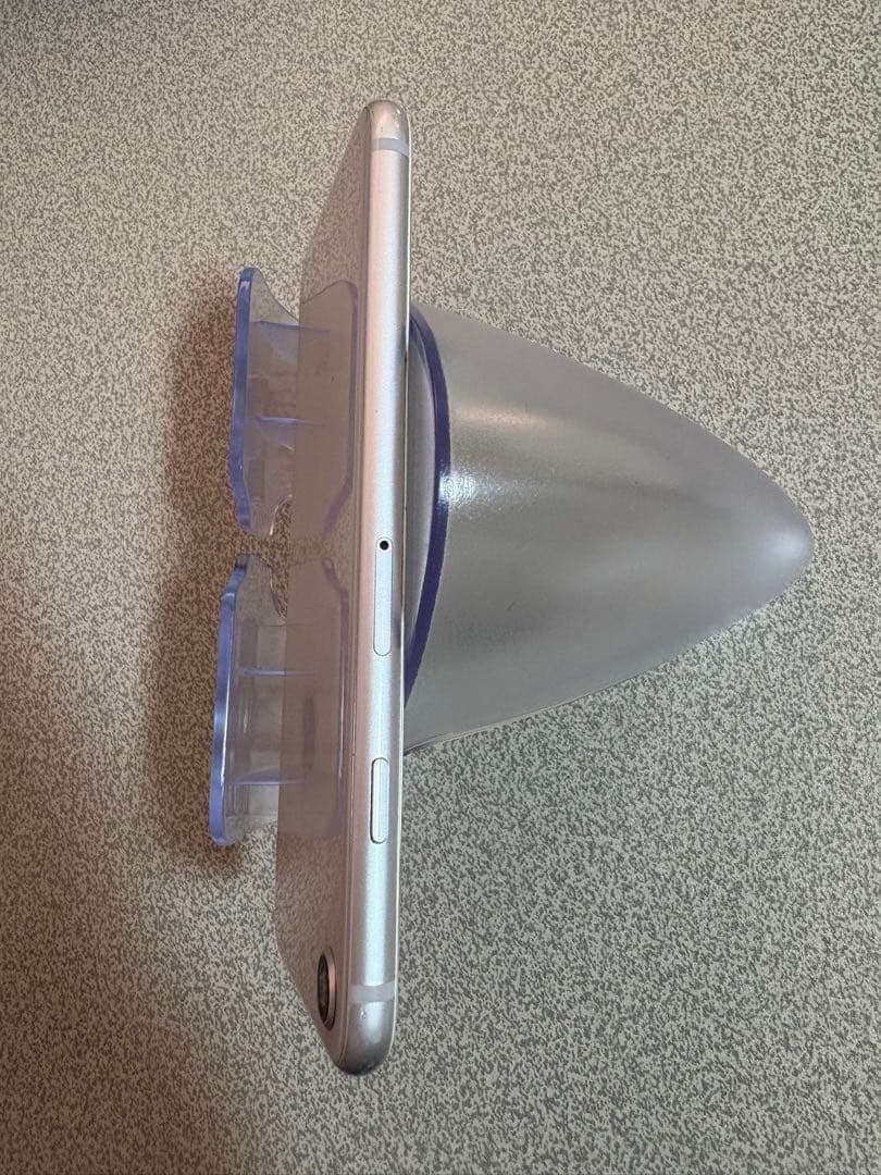 iPhone8 シルバー 64GB 100%