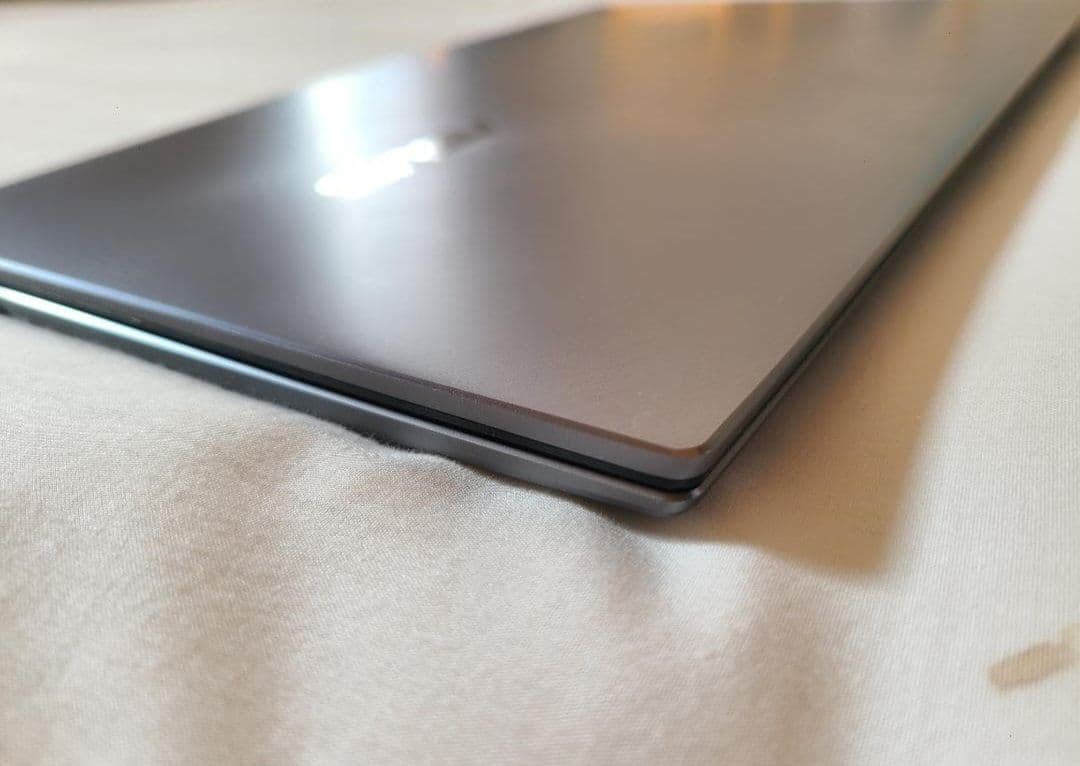 Windowsノート本体 ASUS ZenBook 14