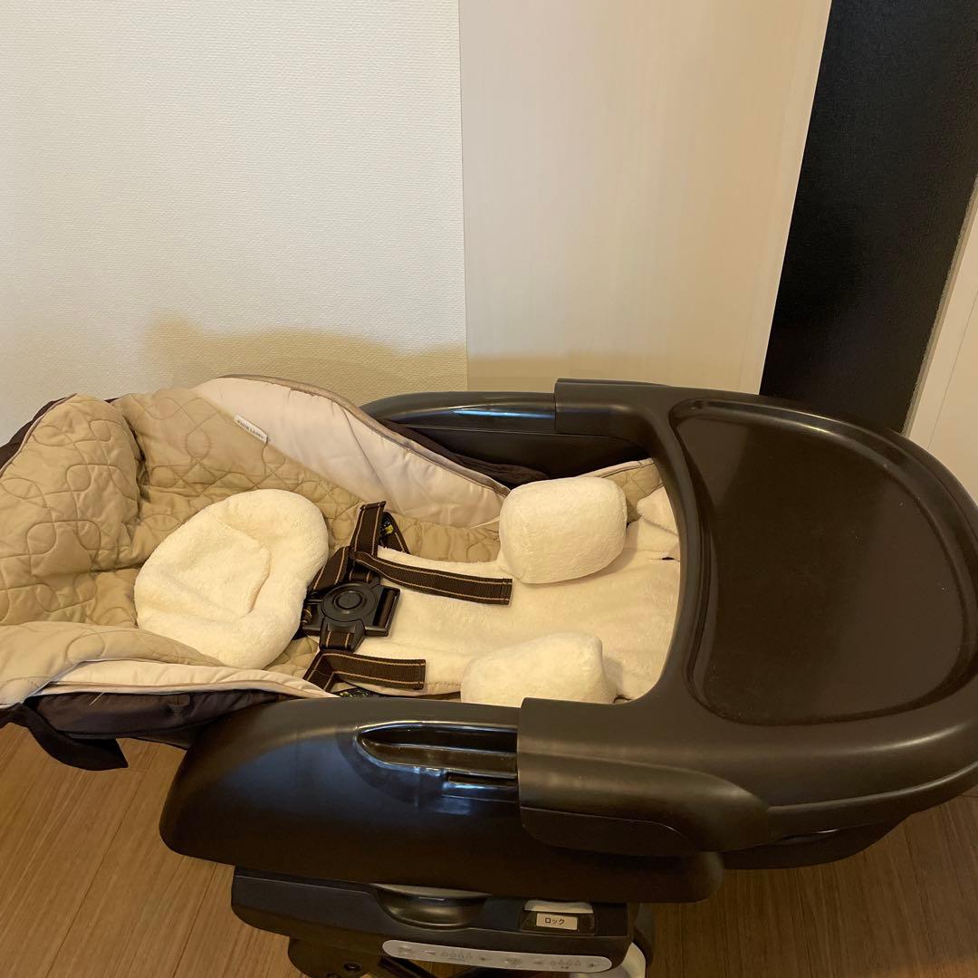 Combi コンビ ネムリラ オートスウィング　ハイローチェアー　明日まで価格