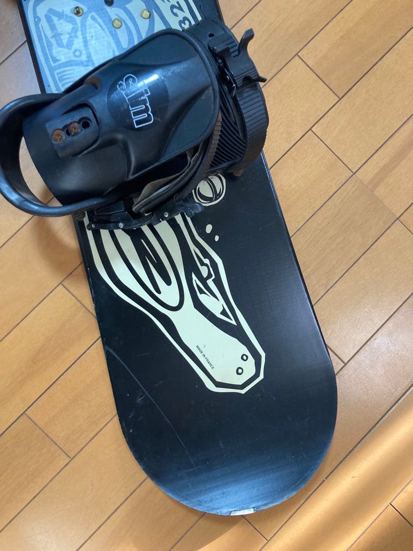 ロシニョール 132 スノーボード バインディング付きキッズ 子供 フランス製