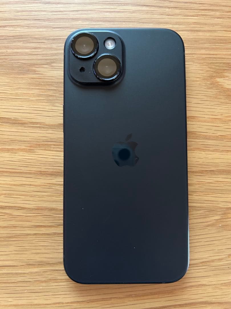 Apple iPhone 15 ブラック 本体 128GB ケース付き