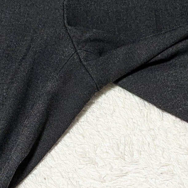 プラステ ウォームリザーブパンツスーツ ノーカラー 通勤 チャコールグレー L