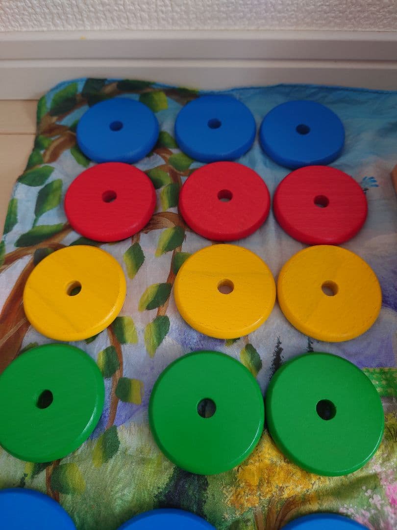 アドヴァン スリットボックス 木製 知育玩具 積み木 ゲーム ひも通し