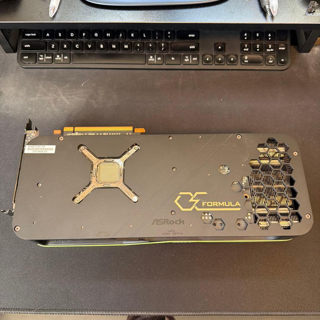 ASRock RX 6900 XT OC Formula グラフィックボード