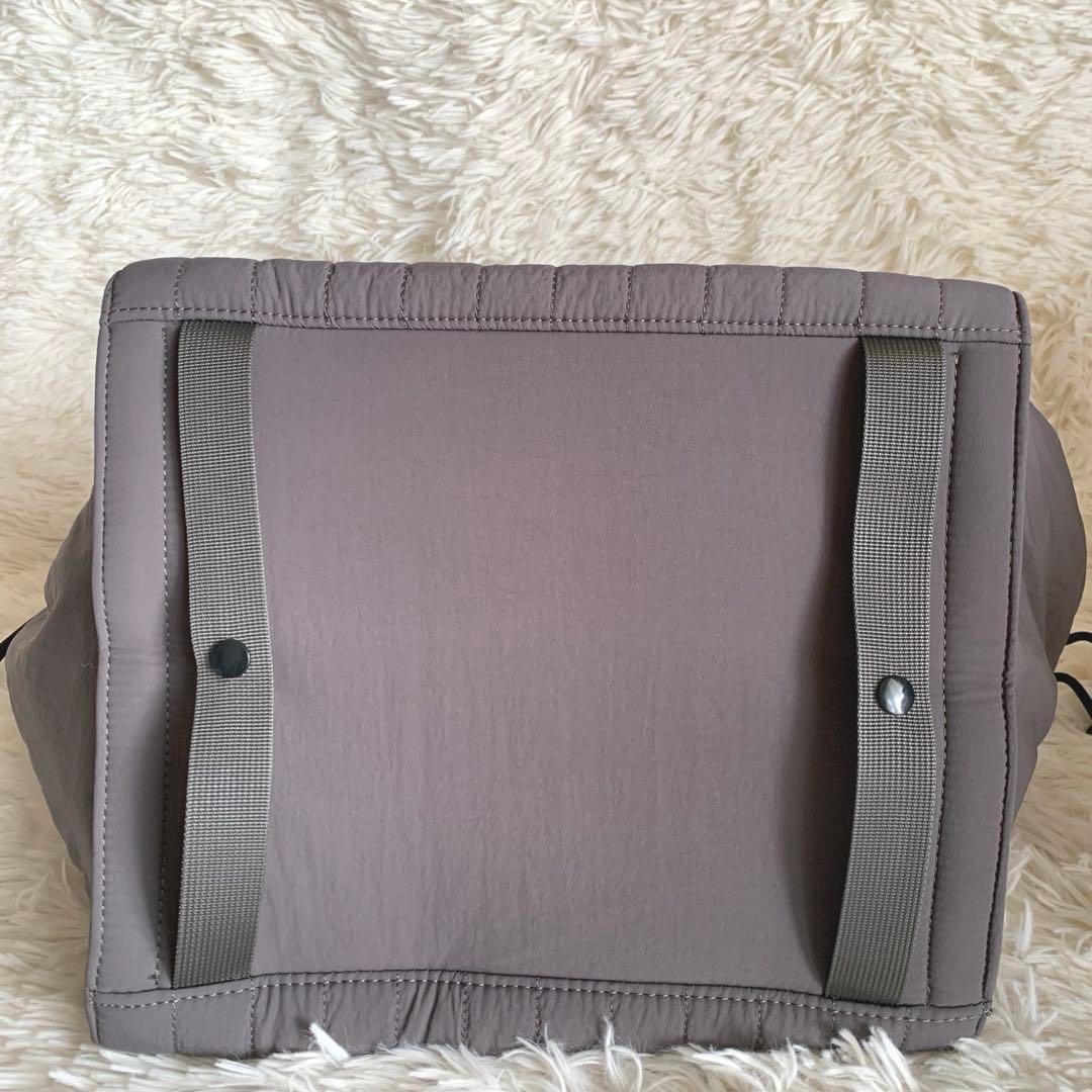 てぃあら様　美品❣️SOLPRESA キルティングトートバック マザーズバック M