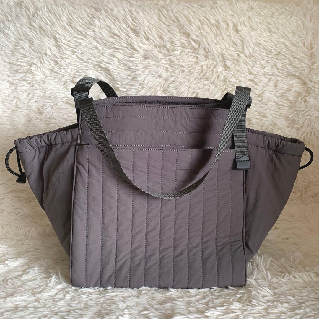 てぃあら様　美品❣️SOLPRESA キルティングトートバック マザーズバック M