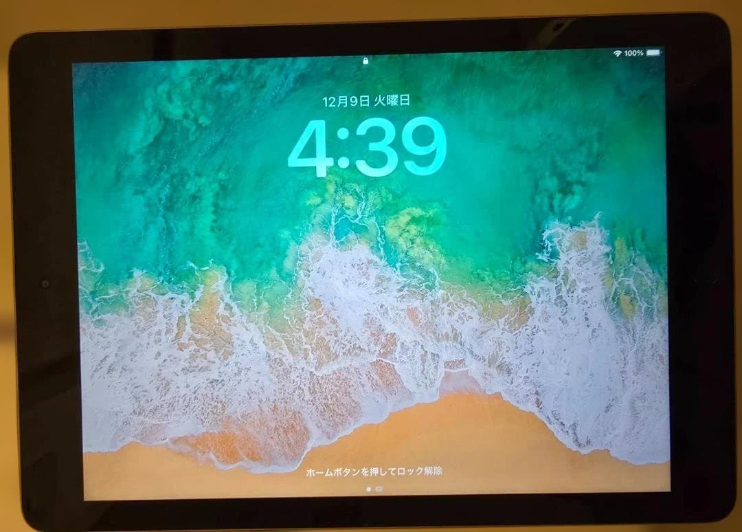 iPad (第6世代) 9.7インチ 128GB シルバー 本体
