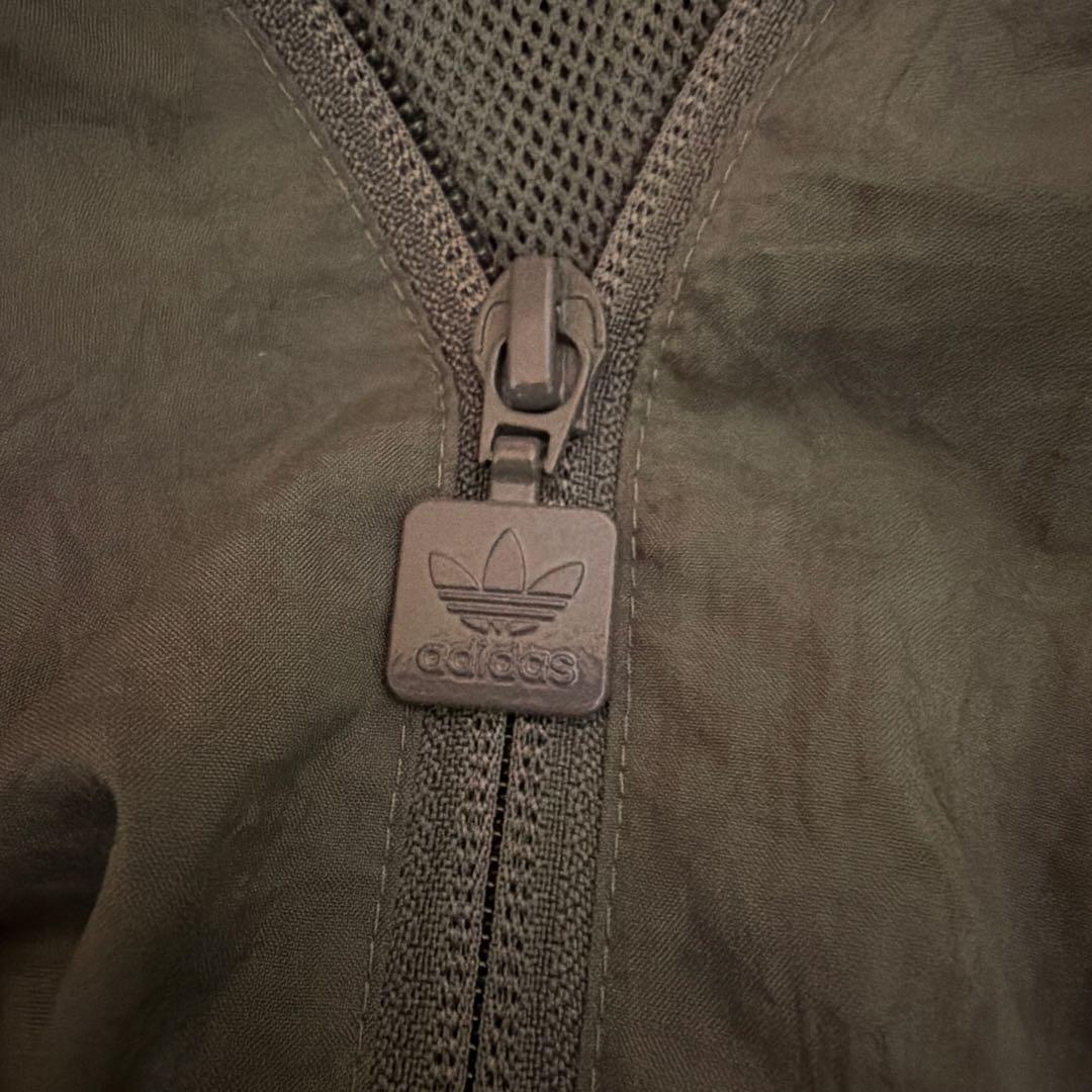 adidas Real Madrid ナイロンジャケット グレー