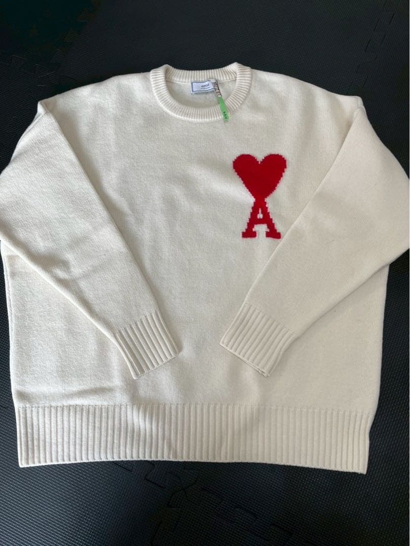 ami ハート刺繍 ホワイトニットセーター　美品