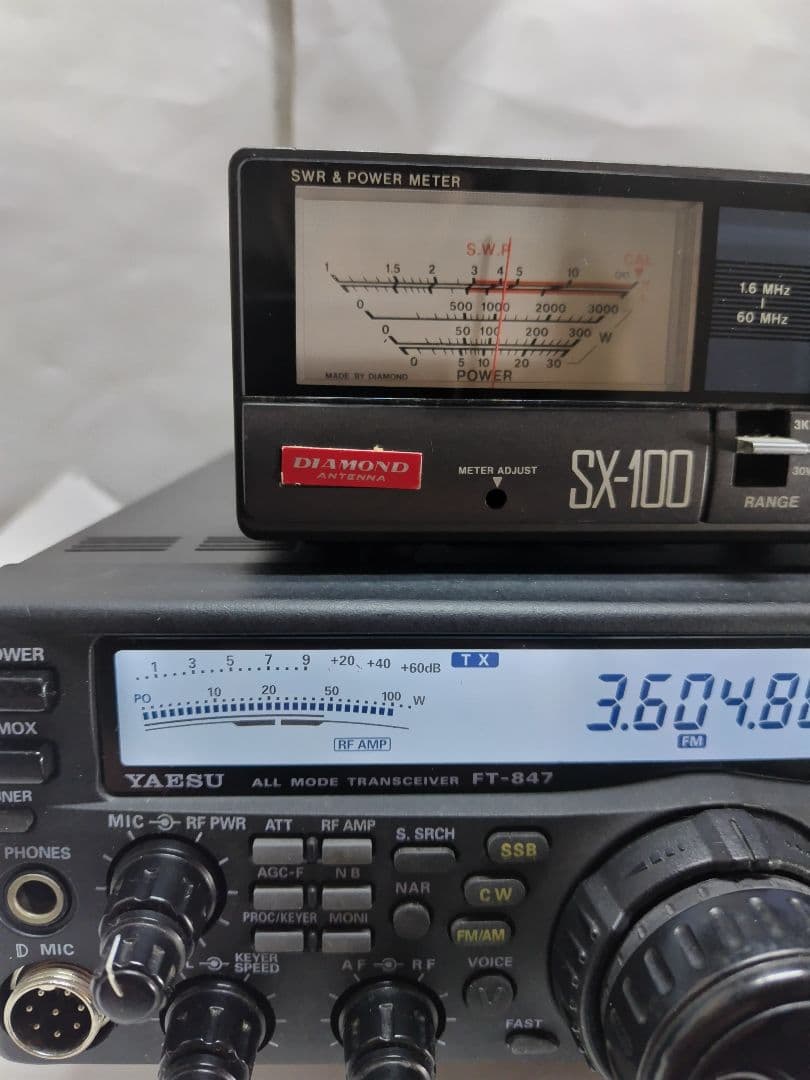 YAESU FT-847 トランシーバー