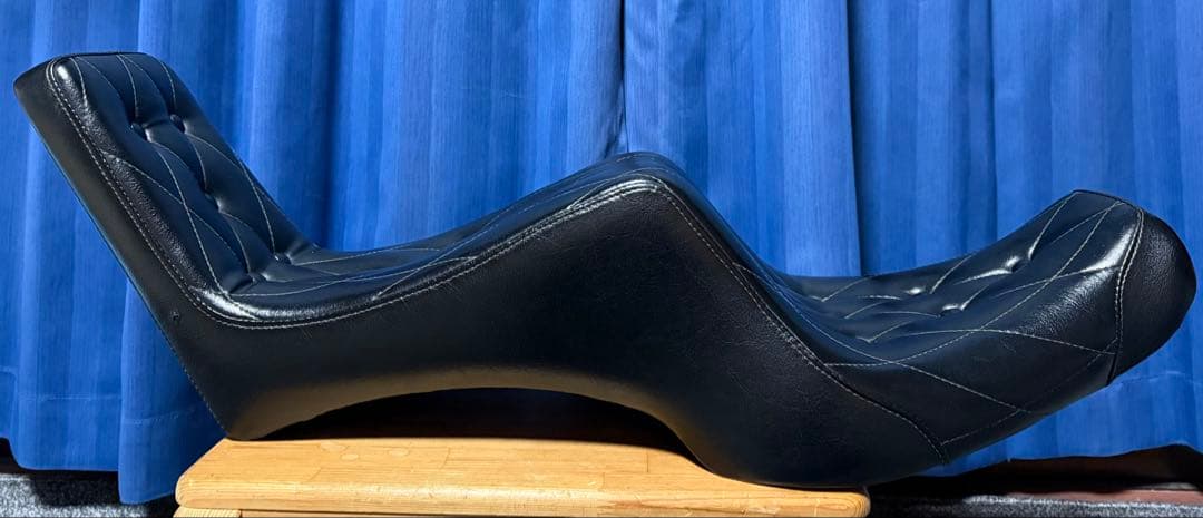 スポーツスター XL1200NS外し IRON アイアン キング&クイーンシート