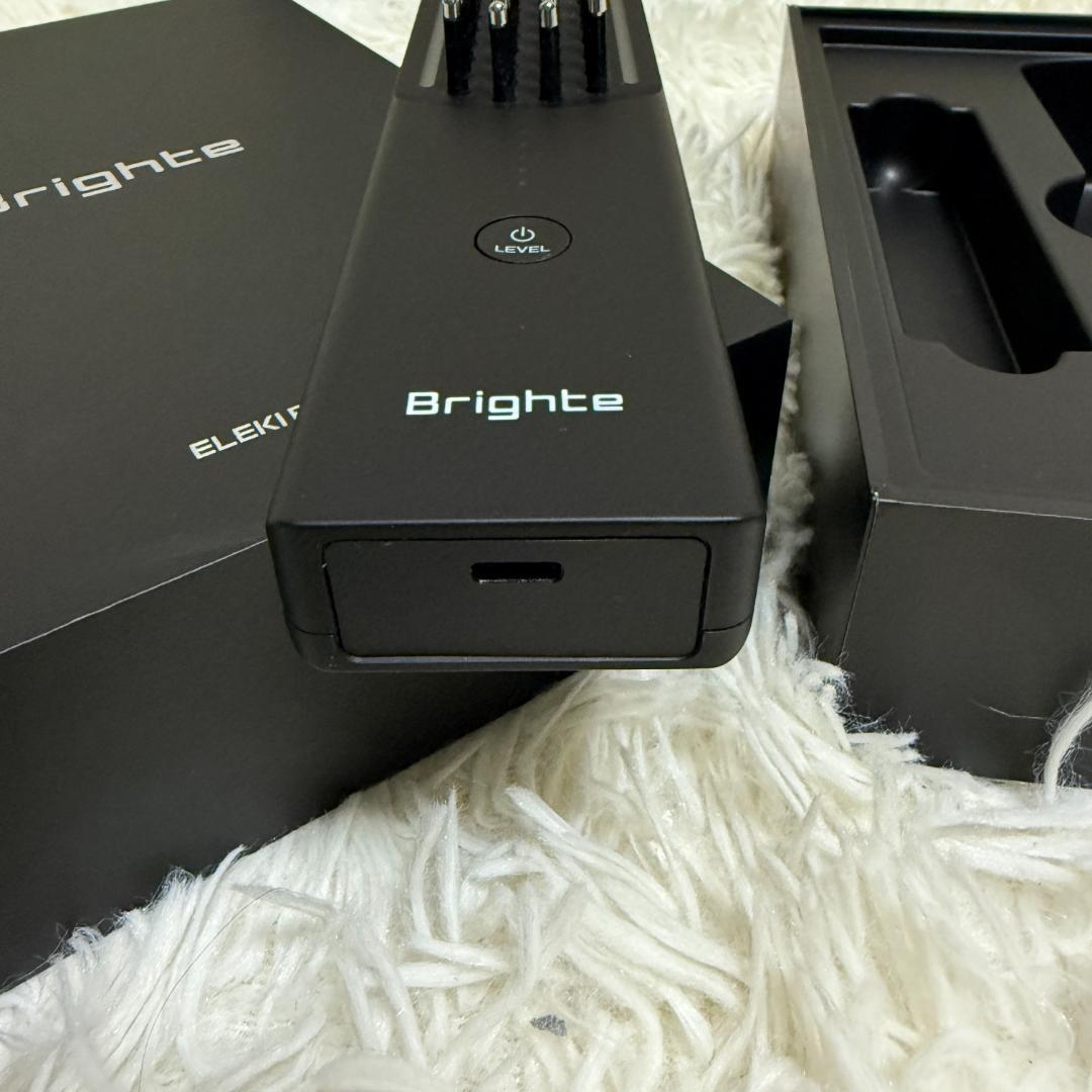 早いもの勝ち✨ELEKIBRUSH ブライト エレキブラシ 美顔器