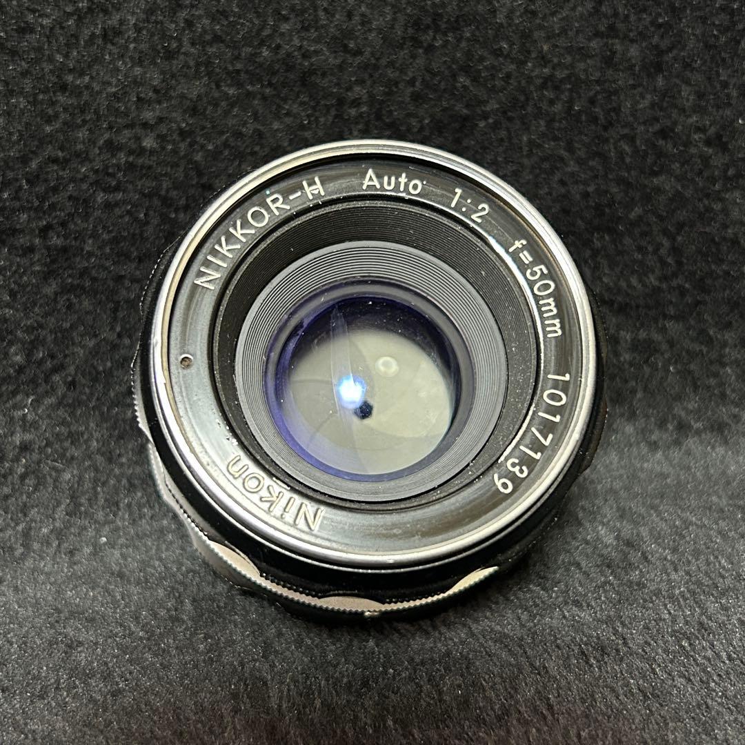 Nikon FE NIKKOR-H 50mmレンズ付き