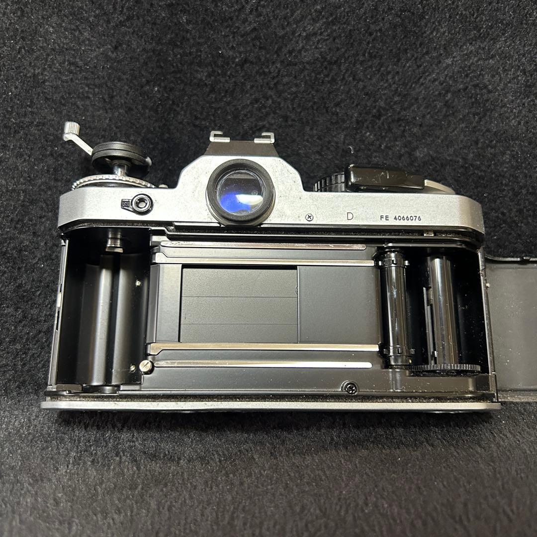 Nikon FE NIKKOR-H 50mmレンズ付き