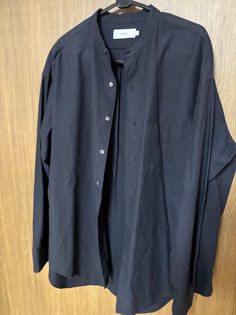 グラフペーパー　ノーカラーシャツ