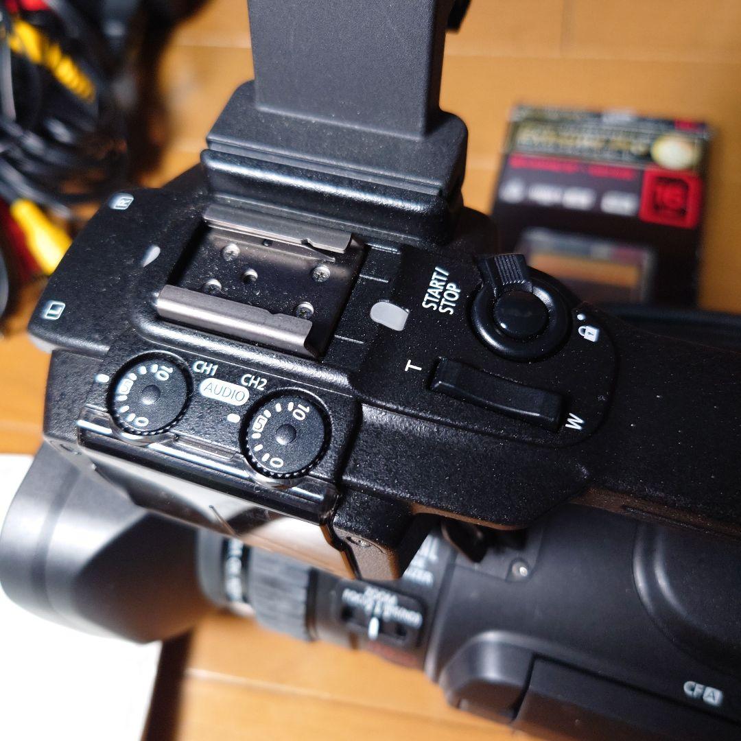 Canon XF100 ビデオカメラ 業務用 フルハイビジョン 付属品 デジカメ