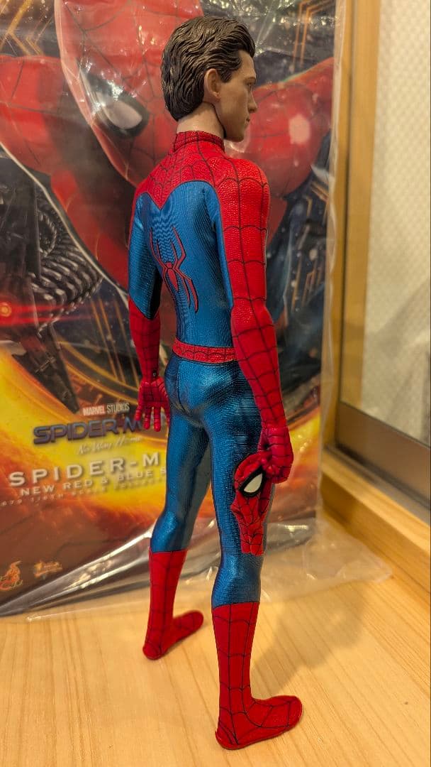 ホットトイズ スパイダーマン ニュー・レッド＆ブルースーツ MMS679