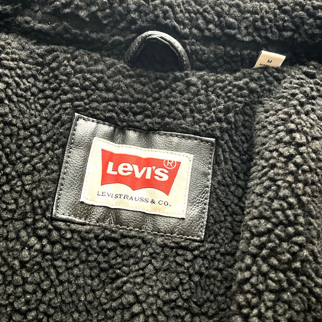 希少極美品　襟ボア　LEVI’Sフェイクレザージャケット トラッカージャケット