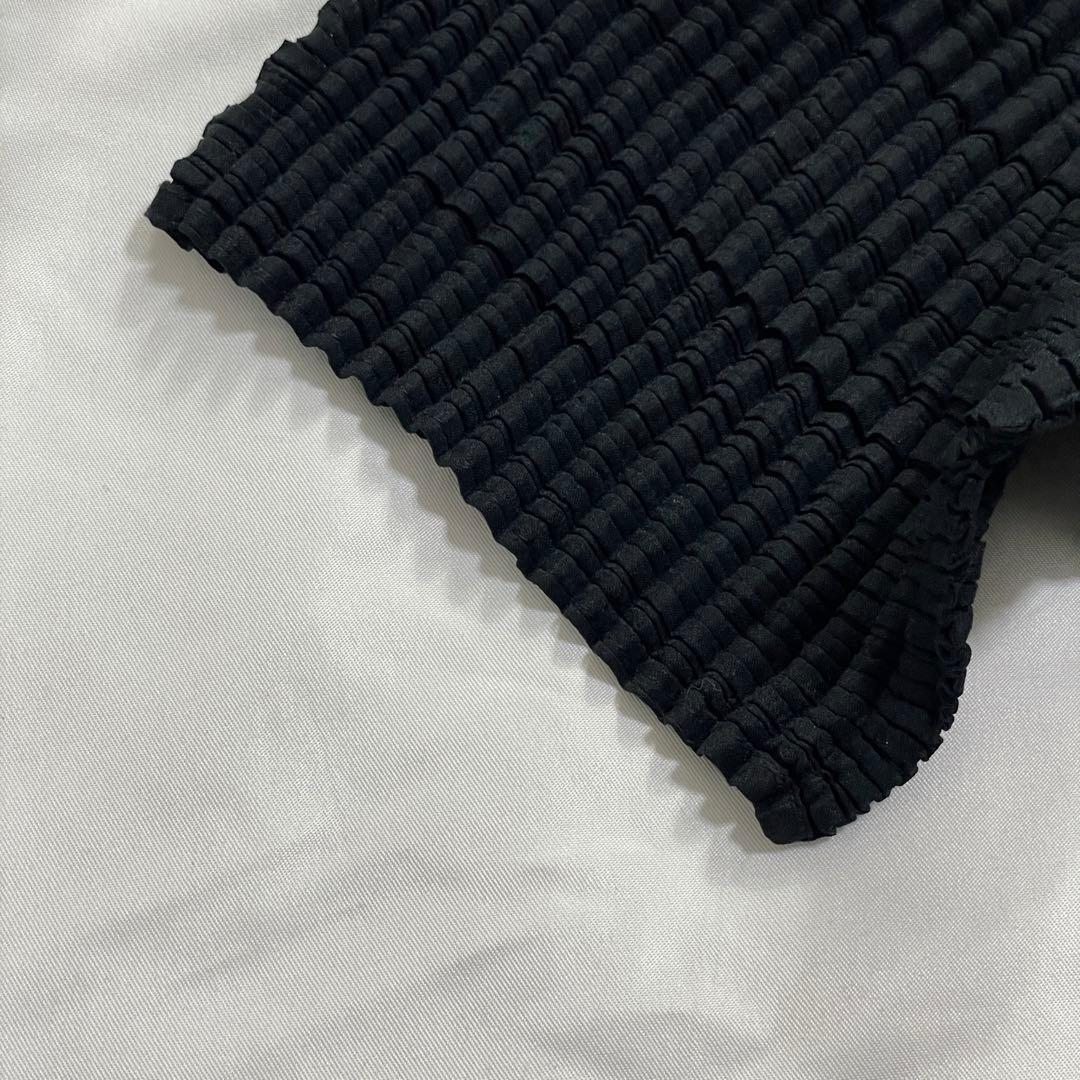 美品 ISSEY MIYAKE イッセイミヤケ トップスM　IM82-FJ504