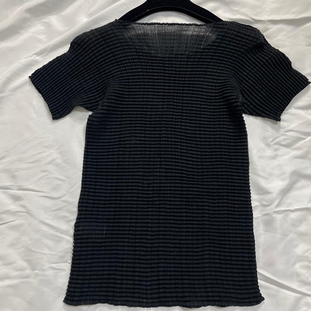 美品 ISSEY MIYAKE イッセイミヤケ トップスM　IM82-FJ504