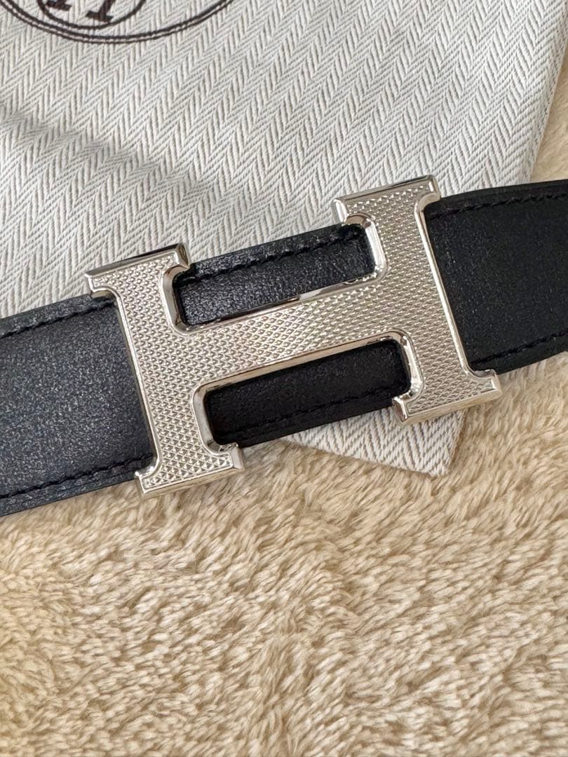 エルメス リバーシブル レザーベルト ブラック/ブルー Hギヨシェ32mm