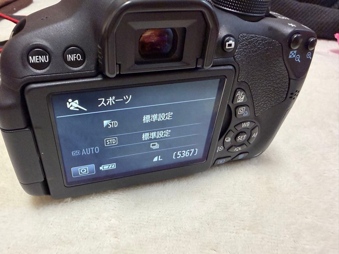 Canon EOS Kiss X7i デジタル一眼レフカメラ