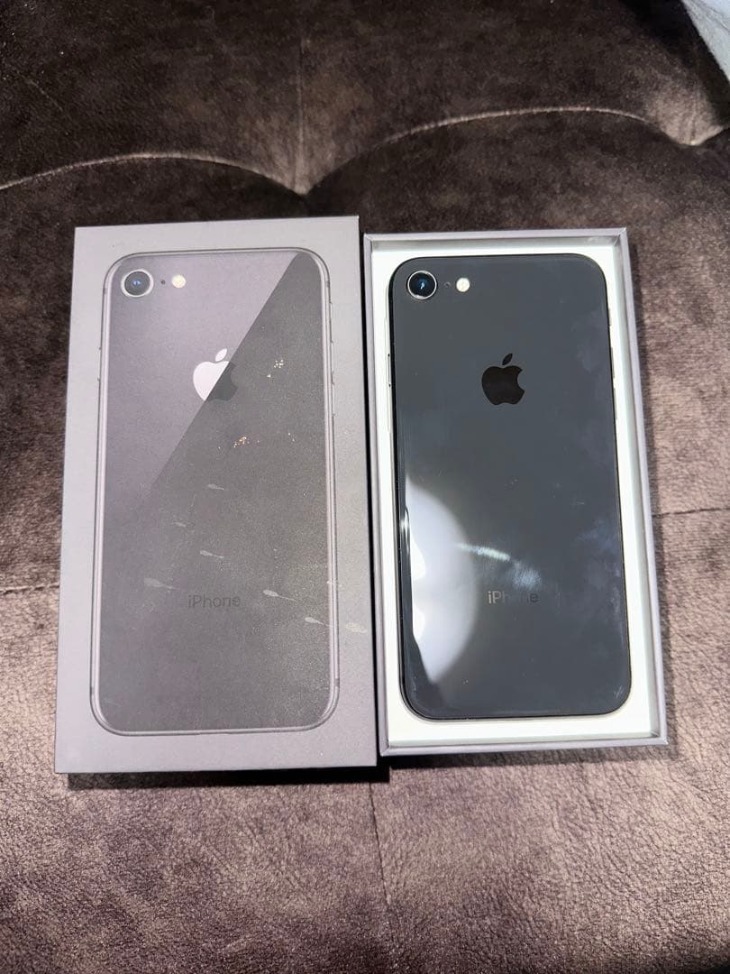 iPhone8 美品　画面割れなし　動作異常なし