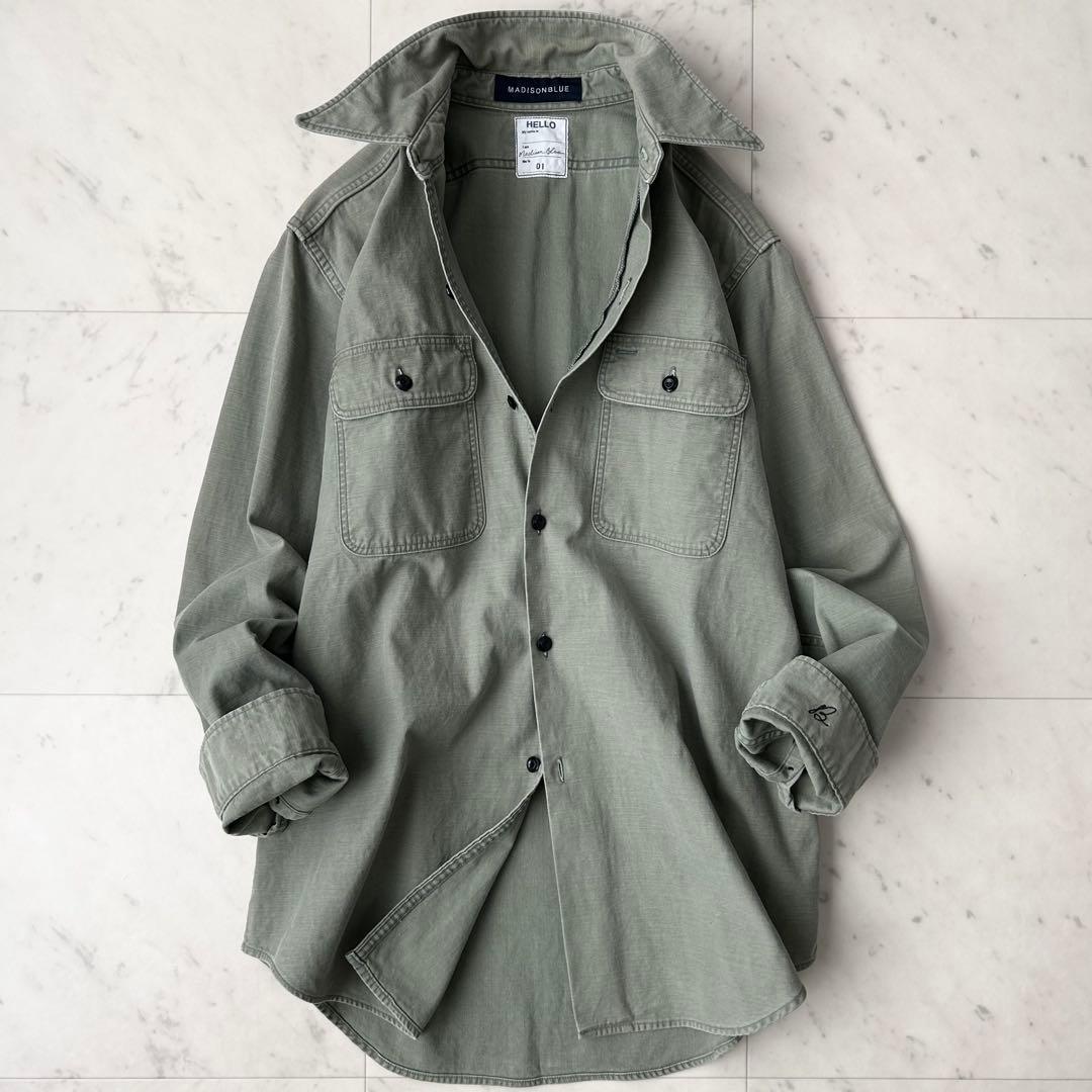 美品 マディソンブルー ハンプトン バックサテンシャツ コットン カーキ 01