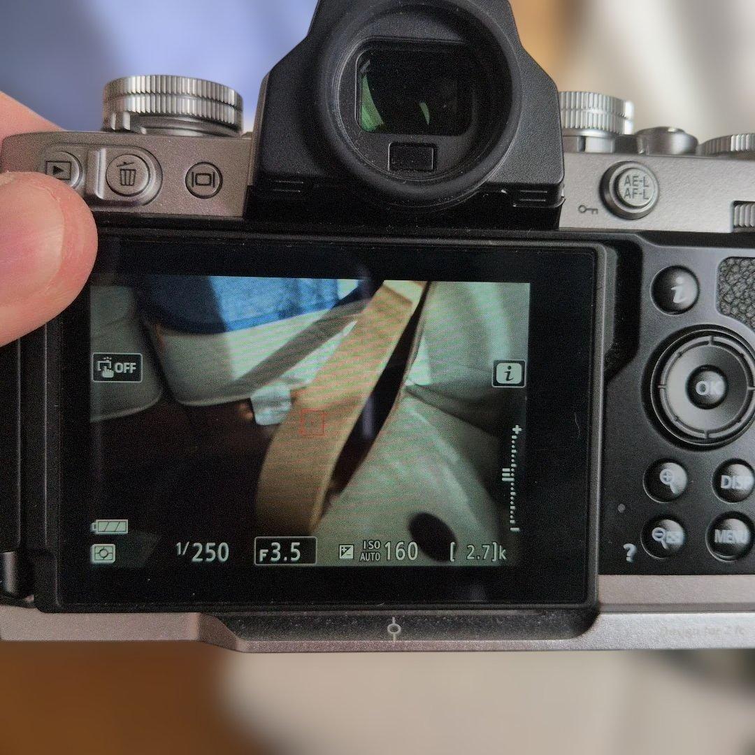 ニコン(Nikon)　Zfc 16-50 VR レンズキット グリップバッテリー