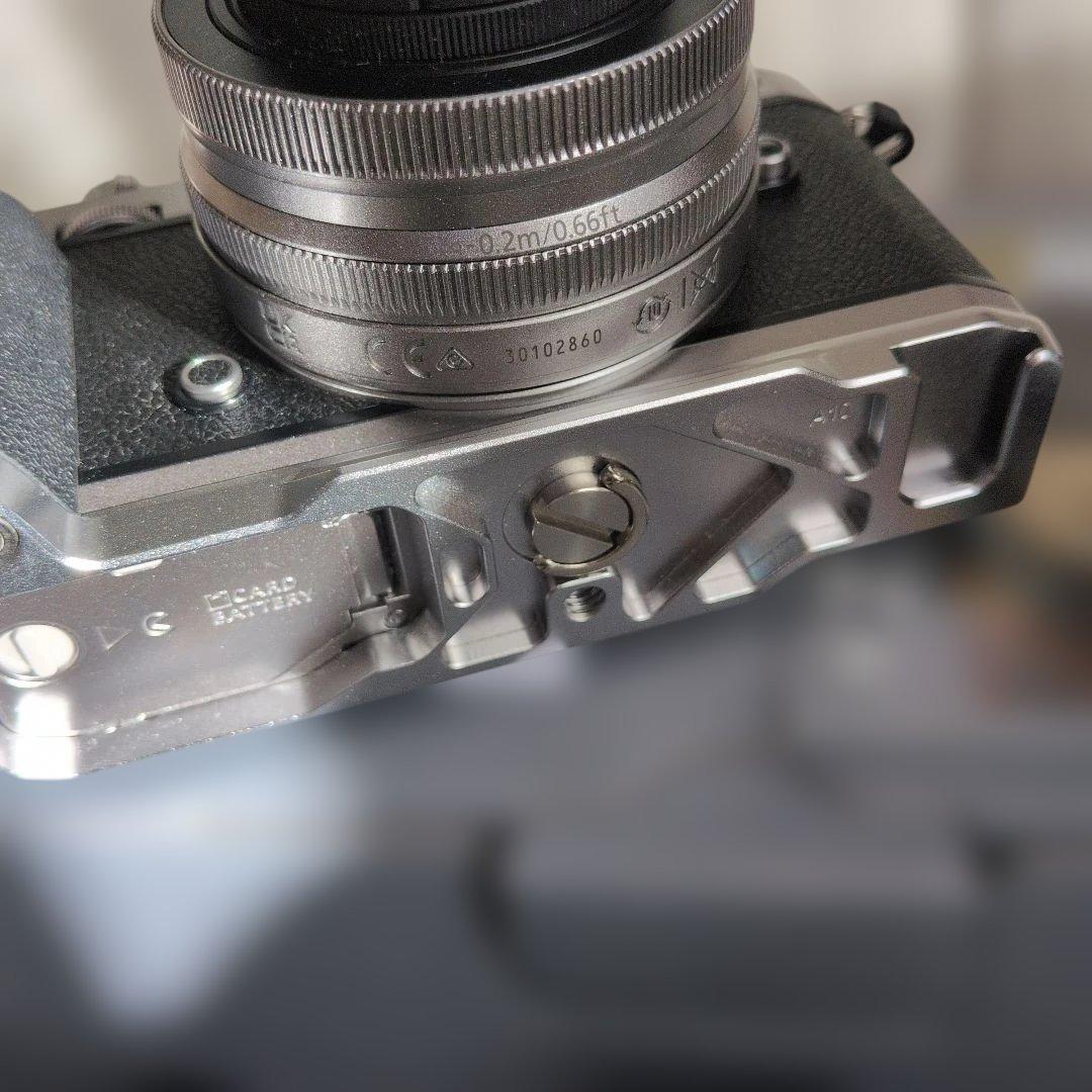 ニコン(Nikon)　Zfc 16-50 VR レンズキット グリップバッテリー