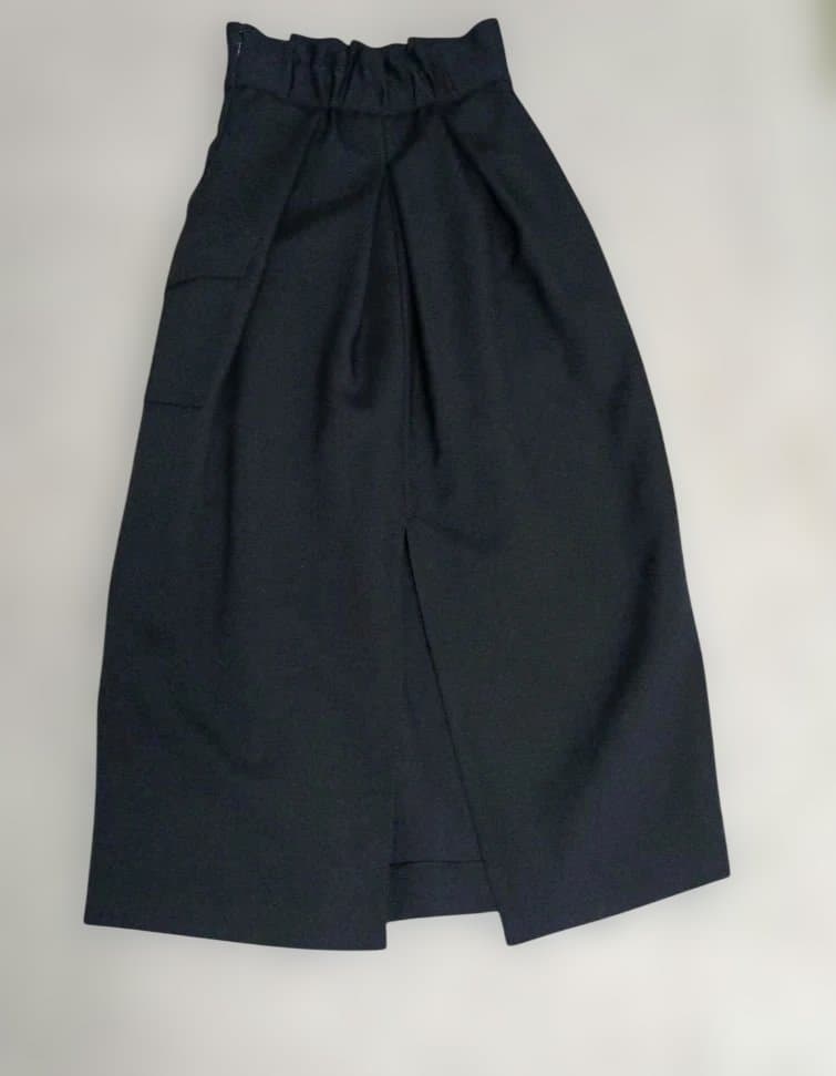 frey イージーコクーンスカート　ネイビー