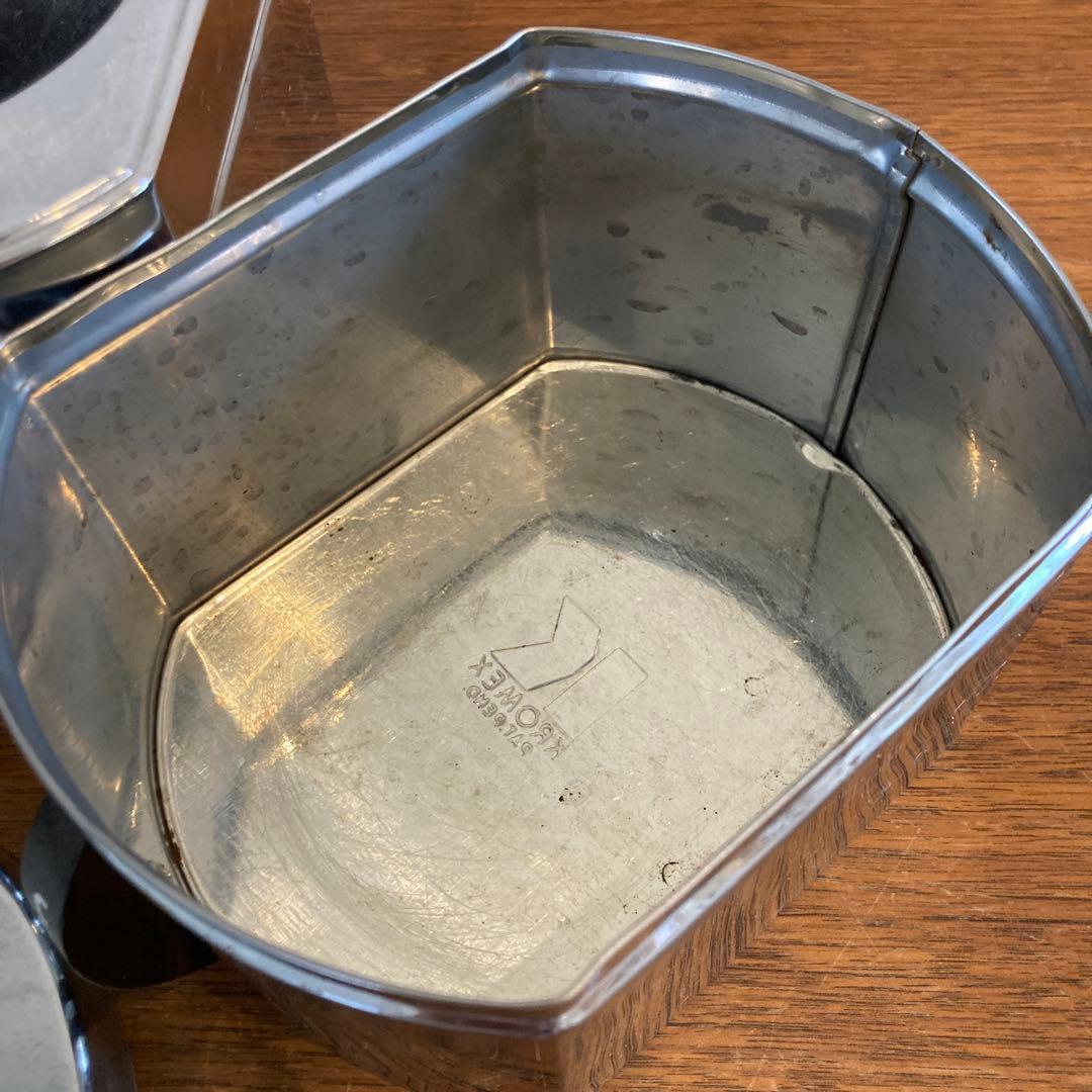 J*l様 アメリカビンテージ　金属製キャニスター・ペーパーホルダーセット